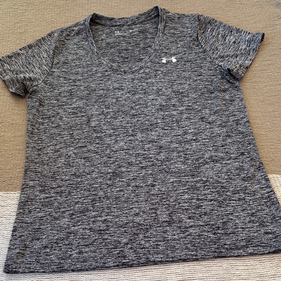 Under Armour Tops - Under Armour Women's Heathered Black V-Neck Tee